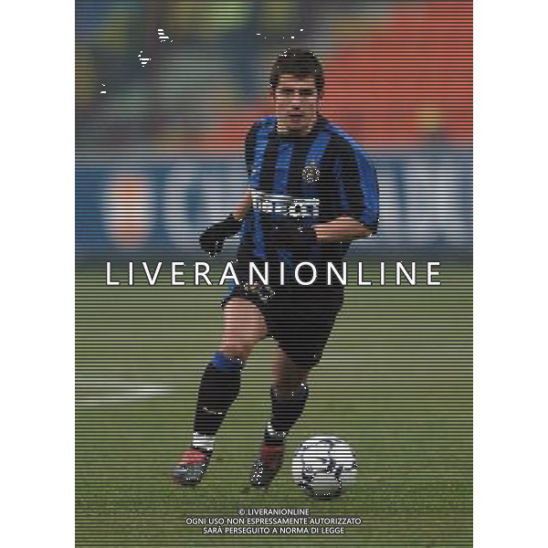 Milano 22/01/2004 coppa italia TIM CUP 2003/04 inter-udinese 3:1 nella foto emre belozoglu ph marco luzzani/ag aldo liverani s.a.s.