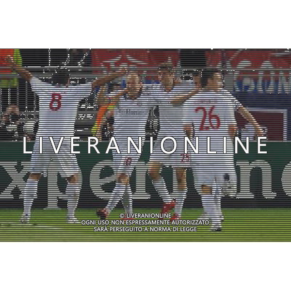 27/04/2010 CHAMPIONS LEAGUE Stade Gerland LIONE BAYERN MONACO semifinale di ritorno di champions league nella foto Ivica Olic / Arjen ROBBEN Photo Icon Sport/ALDO LIVERANI ITALY ONLY *** Local Caption ***