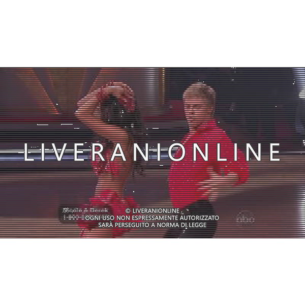 programma tv: \' Dancing with the Stars 2010 - 10ma stagione - 6 settimana . ( Ballando con le stelle - versione inglese) Pictured: Nicole Scherzinger and Derek Hough © PLANET PHOTOS - Ag. Aldo Liverani sas ITALY ONLY 