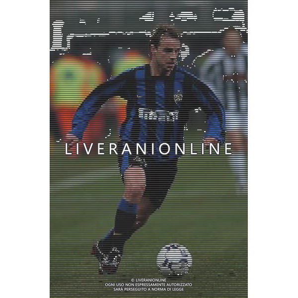 Milano 22/01/2004 coppa italia TIM CUP 2003/04 inter-udinese 3:1 nella foto van der meyde andy ph marco luzzani/ag aldo liverani s.a.s.