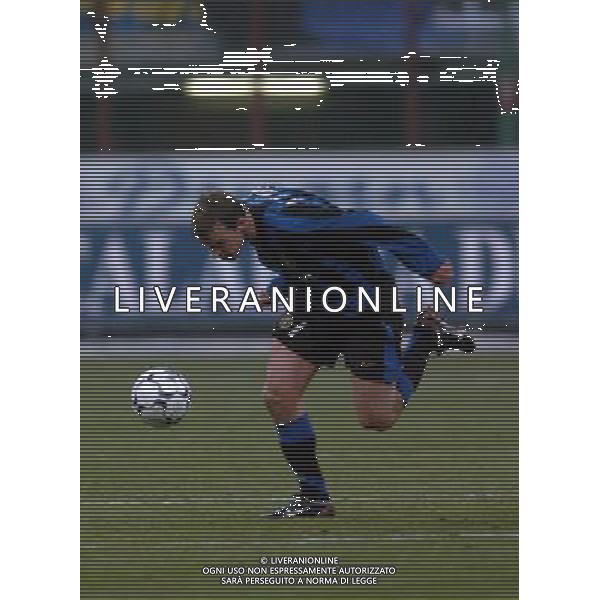 Milano 22/01/2004 coppa italia TIM CUP 2003/04 inter-udinese 3:1 nella foto van der meyde andy ph marco luzzani/ag aldo liverani s.a.s.