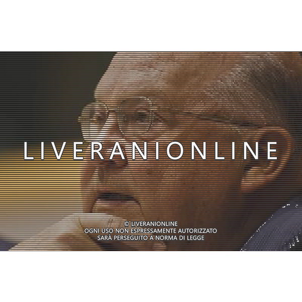Belgian Meber of European Parliament (MEP) Jean-Luc Dehaene during the European Parliament Budget Committee in Brussels, Belgium on 2010-04-27 ©Photoshot/Agenzia Aldo Liverani Sas - ITALY ONLY - PRESENTAZIONE DEL BILANCIO 2011 ALLA COMMISSIONE DEL PARLAMENTO EUROPEO A BRUXELLES IN BELGIO
