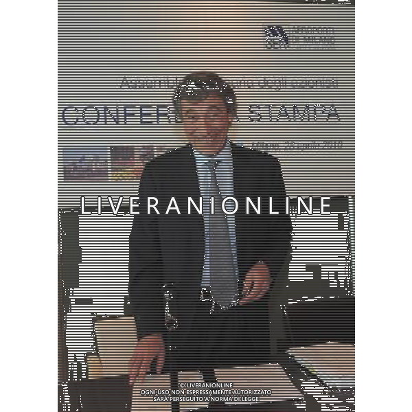 AEROPORTO DI LINATE (MI) 28/4/2010 CONFERENZA STAMPA DOPO ASSEMBLEA DEGLI AZIONISTI SEA AEROPORTI DI MILANO NELLA FOTO GIUSEPPE BONOMI PRESIDENTE ED AMMINISTRATORE DELEGATO SEA AEROPORTI MILANO FOTO ROMANO/AG ALDO LIVERANI