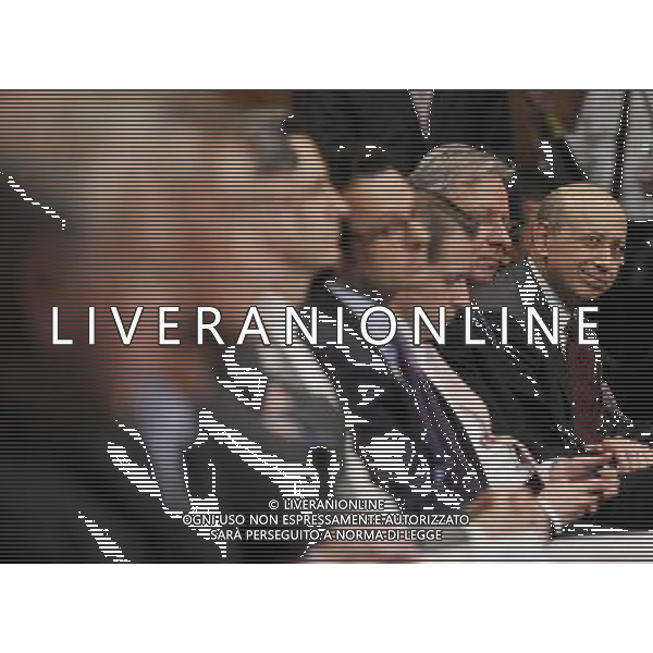 (100427) -- WASHINGTON, April 27, 2010 () -- Lloyd Blankfein (R), Chairman and Chief Executive Officer of the Goldman Sachs Group Inc., and his management team attend the investigations hearing on Wall Street and the Financial Crisis: The Role of Investment Banks, at US Senate Permanent Subcommittee of the Homeland Security and Government Affairs, in Washington D.C., the United States, April 27, 2010. (/Zhang Jun) (zw) ©Photoshot/Agenzia Aldo Liverani Sas - ITALY ONLY - Audizione di Lloyd Blankfein Presidente e Amministratore esecutivo della Goldman Sachs nell\'inchiesta su Wall Street e crisi finanziaria