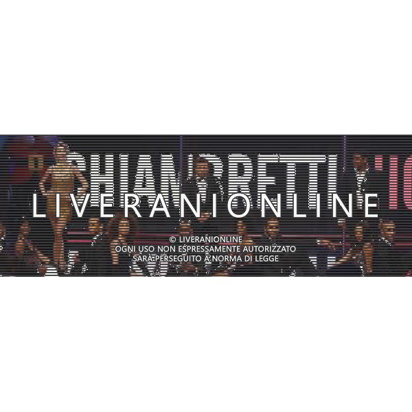 \' CHIAMBRETTI NIGHT\' nella foto: il cast ( PIERO CHIAMBRETTI - NORA MOGALLE ed i ballerini) © Antonio Sorano - Ag. Aldo Liverani sas