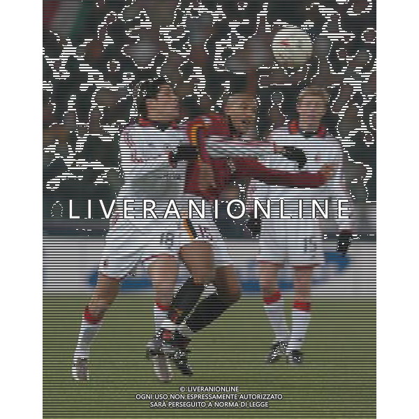 roma 22/01/04 roma-milan coppa italia tim cup nella foto marco borriello e olivier dacourt* foto pasquazi / ag aldo liverani
