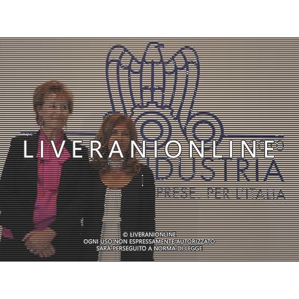 MILANO 5/5/2010 TRIENNALE VIALE ALEMAGNA INAUGURAZIONE MOSTRA FOTOGRAFICA DEDICATA AI 100 ANNI DELLA CONFINDUSTRIA NELLA FOTO EMMA MARCEGAGLIA E LETIZIA MORATTI FOTO ROMANO/AG ALDO LIVERANI