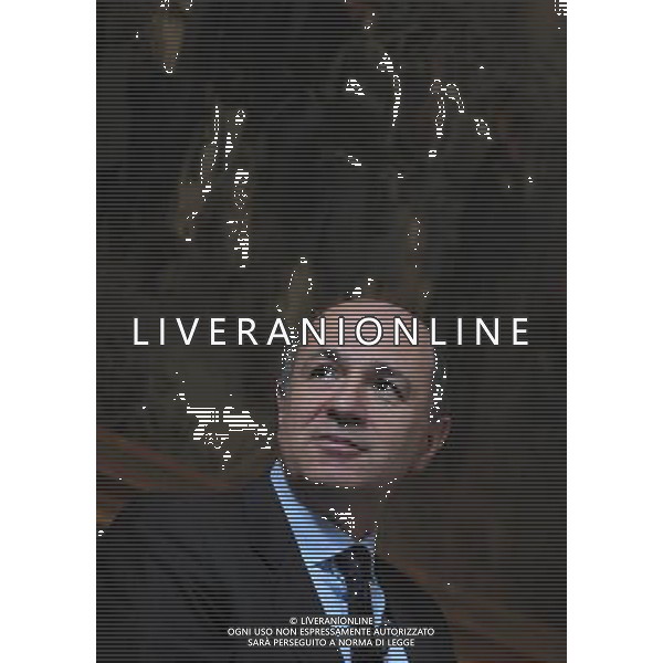 MILANO 7/5/2010 INTESA SAN PAOLO VIA ROMAGNOSI, 5 PRESENTAZIONE DELL\' INIZIATIVA -I LUOGHI DEL CUORE- 5° CENSIMENTO NAZIONALE DEL FAI NELLA FOTO CORRADO PASSERA CONSIGLIERE DELEGATO E CEO DI BANCA INTESA SANPAOLO FOTO ROMANO)AG ALDO LIVERANI