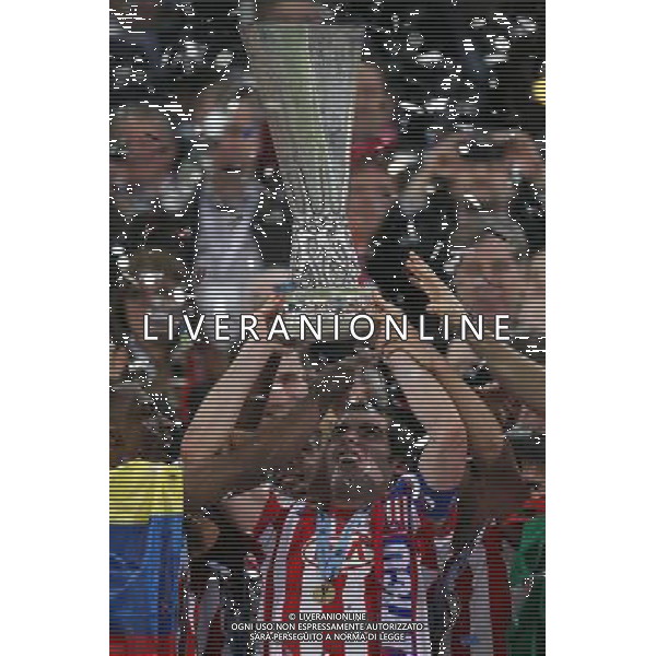 firo Fu§ball Fussball 12.05.2010 UEFA Cup Europa League Finale Atletico Madrid Athletico - FC Fulham 2:1 n.V nella foto l\'esultanza dell\' atletico madrid FINALE EUROPA LEAGUE ATLETICO MADRID - FULHAM CALCIO SPORT ph.firo/ALDO LIVERANI ONLY FOR ITALY