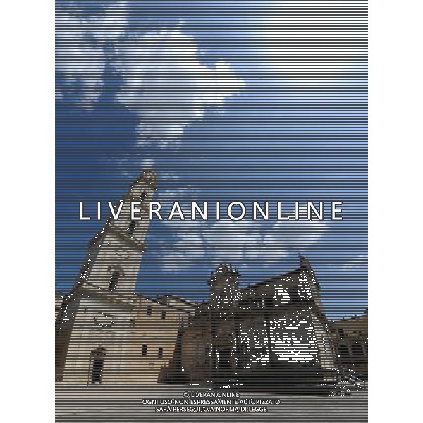 Cittˆ di Lecce Lecce - Maggio 2010 Nella Foto:Piazza Duomo /Ph.Vitez-Ag. Aldo Liverani