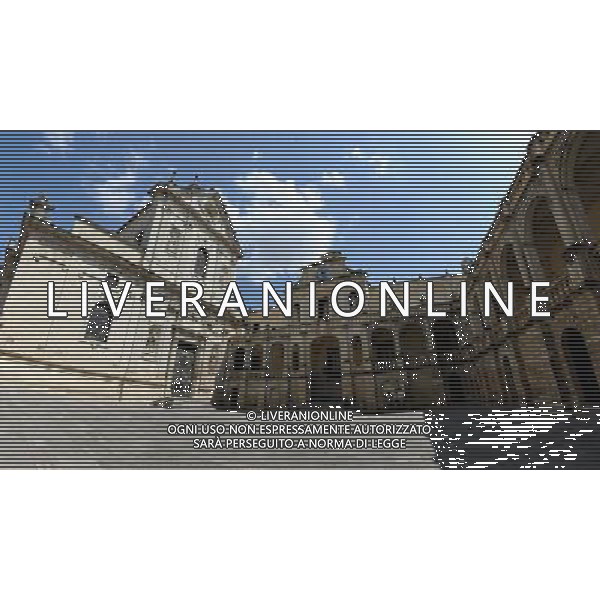 Cittˆ di Lecce Lecce - Maggio 2010 Nella Foto:Piazza Duomo /Ph.Vitez-Ag. Aldo Liverani