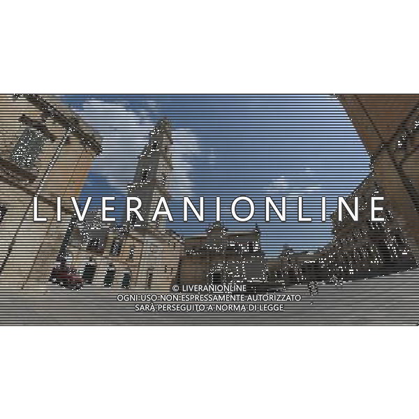 Cittˆ di Lecce Lecce - Maggio 2010 Nella Foto:Piazza Duomo /Ph.Vitez-Ag. Aldo Liverani