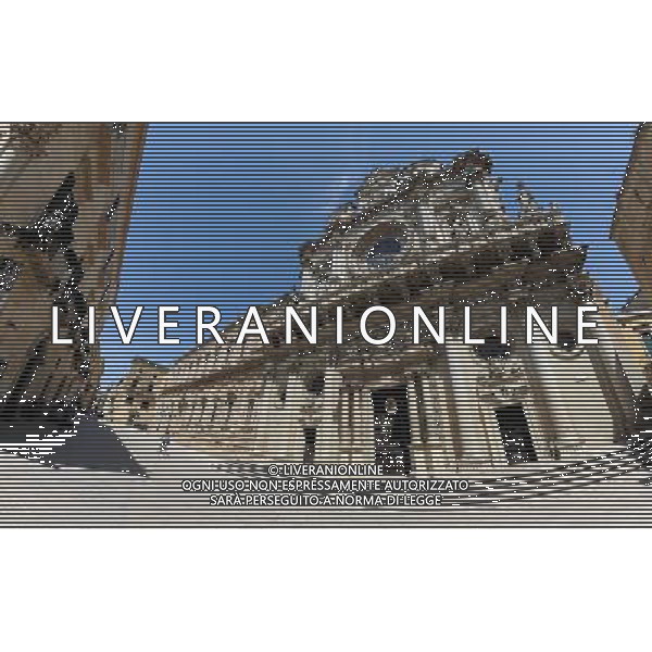 Cittˆ di Lecce Lecce - Maggio 2010 Nella Foto:chiesa di Santa Croce e Palazzo dei Celestini Sede della Provincia di Lecce /Ph.Vitez-Ag. Aldo Liverani