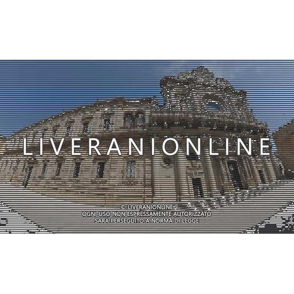 Cittˆ di Lecce Lecce - Maggio 2010 Nella Foto:chiesa di Santa Croce e Palazzo dei Celestini Sede della Provincia di Lecce /Ph.Vitez-Ag. Aldo Liverani