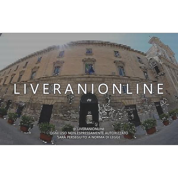 Cittˆ di Lecce Lecce - Maggio 2010 Nella Foto:Palazzo di Giustizia di Lecce /Ph.Vitez-Ag. Aldo Liverani