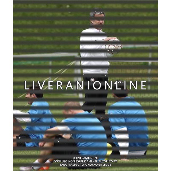 APPIANO GENTILE (CO) 18/5/2010 LA PINETINA, CENTRO SPORTIVO ANGELO MORATTI ALLENAMENTO DELL\'INTER F.C. IN VISTA DELLA FINALE DI CHAMPIONS LEAGUE DI MADRID NELLA FOTO JOSE\' MOURINHO FOTO ROMANO/AG ALDO LIVERANI