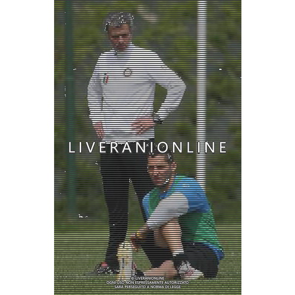 APPIANO GENTILE (CO) 18/5/2010 LA PINETINA, CENTRO SPORTIVO ANGELO MORATTI ALLENAMENTO DELL\'INTER F.C. IN VISTA DELLA FINALE DI CHAMPIONS LEAGUE DI MADRID NELLA FOTO JOSE\' MOURINHO MARCO MATERAZZI FOTO ROMANO/AG ALDO LIVERANI