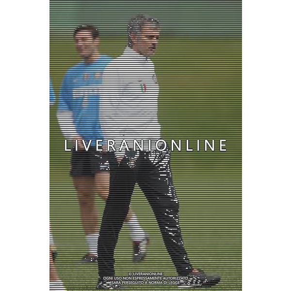 APPIANO GENTILE (CO) 18/5/2010 LA PINETINA, CENTRO SPORTIVO ANGELO MORATTI ALLENAMENTO DELL\'INTER F.C. IN VISTA DELLA FINALE DI CHAMPIONS LEAGUE DI MADRID NELLA FOTO JOSE\' MOURINHO FOTO ROMANO/AG ALDO LIVERANI