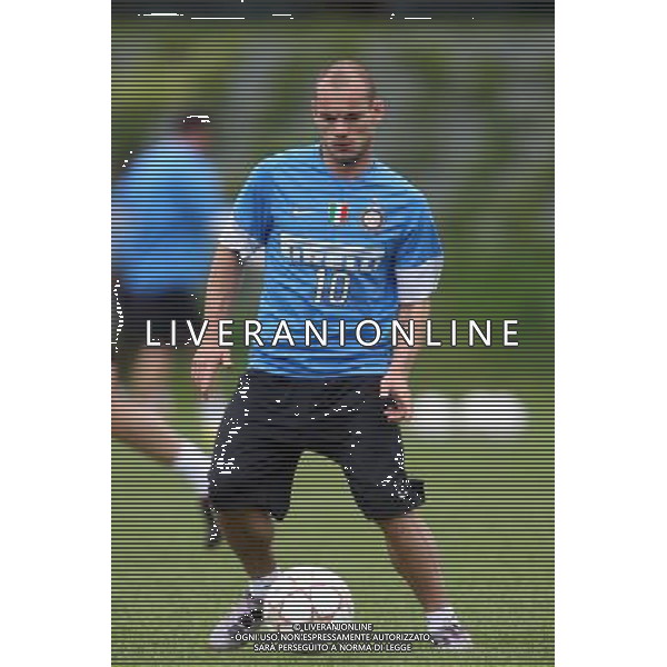 APPIANO GENTILE (CO) 18/5/2010 LA PINETINA, CENTRO SPORTIVO ANGELO MORATTI ALLENAMENTO DELL\'INTER F.C. IN VISTA DELLA FINALE DI CHAMPIONS LEAGUE DI MADRID NELLA FOTO wesley sneijder FOTO ROMANO/AG ALDO LIVERANI