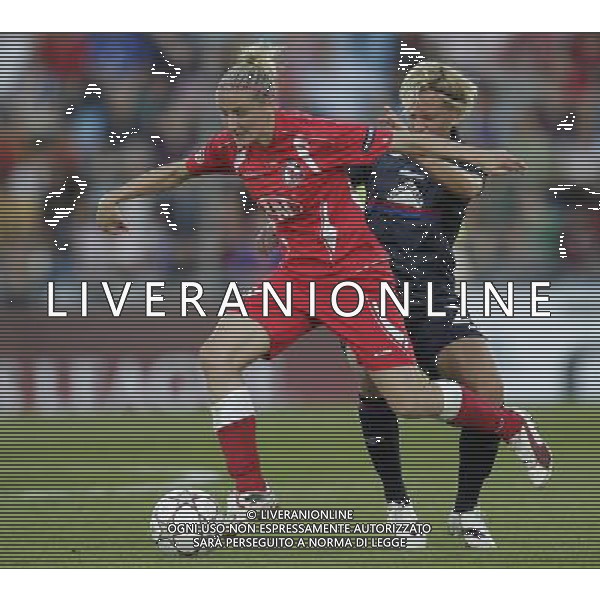 MADRID (20/05/09).- Anja Mittag and Amelie Rybeck at UEFA Women Champions League Final; Olympique Lyonnais vs Turbine Postdam. PHOTO: Cesar Cebolla / ALFAQUI - Ag. Aldo Liverani sas ITALY ONLY Prima edizione della UEFA Women\'s Champions League termina con la vittoria del Turbine Potsdam che soltanto ai rigori riesce ad avere la meglio sulle francesi del Lione