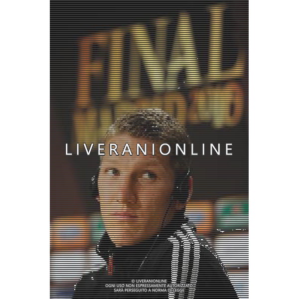 MADRID, SPAIN - MAY 21: In the handout image provided by UEFA, midfielder Bastian Schweinsteiger looks on during the Bayern Munich Press Conference prior to the UEFA Champions League Final match versus Inter Milan at the Estadio Santiago Bernabeu on May 21, 2010 in Madrid, Spain. MADRID, Spagna - 21 maggio: CALCIO SPORT NELLA FOTO il centrocampista Bastian Schweinsteiger del Bayern Monacodurante la Conferenza stampa prima della finale di UEFA Champions League contro l\'Inter al Estadio Santiago Madrid ph. UEFA/ALDO LIVERANI ONLY ITALY *** Local Caption *** Bastian Schweinsteiger