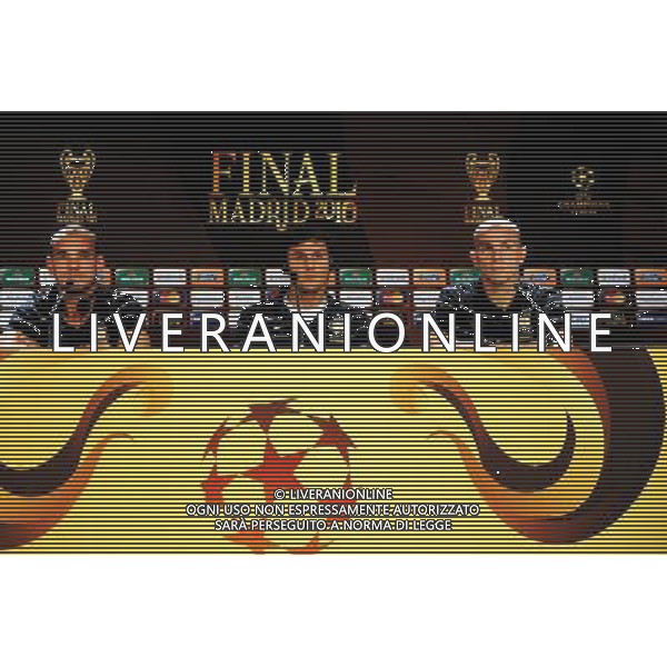 MADRID, SPAIN - MAY 21: In the handout image provided by UEFA, Wesley Sneijder, Javier Zanetti and Esteban Cambiasso look on during the Inter Milan Press Conference prior to the UEFA Champions League Final match versus Bayern Munich at the Estadio Santiago Bernabeu on May 21, 2010 in Madrid, Spain. (Photo by UEFA/UEFA) /Agenzia Aldo Liverani Sas - ITALY ONLY - MADRID SPAGNA: CONFERENZA STAMPA INTER IN VISTA DELLA FINALE DI CHAMPIONS LEAGUE DI MADRID CONTRO IL BAYERN MONACO *** Local Caption *** Esteban Cambiasso; Wesley Sneijder; Javier Zanetti