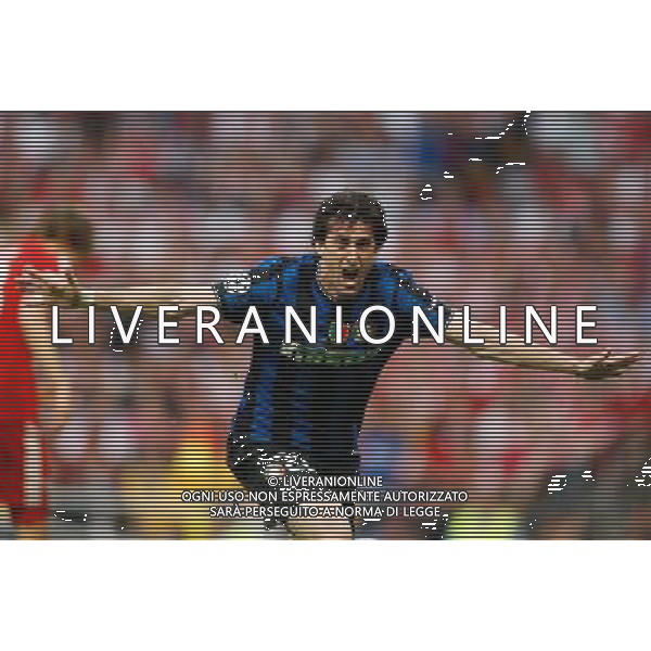 MADRID 22/05/2010 BAYERN MONACO-INTER FINALE DI CHAMPIONS LEAGUE NELLA FOTO ABBRACCI INTER DOPO IL GOL DI DIEGO MILITO ALTERPHOTOS/Alvaro Hernandez -AG ALDO LIVERANI