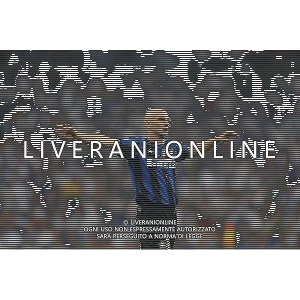 Internazionale Milan\'s Esteban Cambiasso during UEFA Champions League final. May 22, 2010. (ALTERPHOTOS/Alvaro Hernandez) /Agenzia Aldo Liverani Sas - ITALY ONLY - Bayern Monaco - FC Inter Finale Champions League 2009/2010 Madrid (Stadio Santiago Bernabeu)