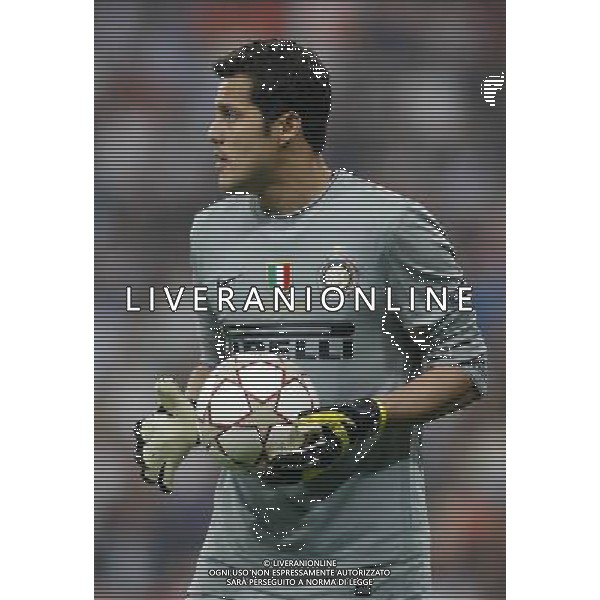 Internazionale Milan\'s Julio Cesar during UEFA Champions League final. May 22, 2010. (ALTERPHOTOS/Alvaro Hernandez) /Agenzia Aldo Liverani Sas - ITALY ONLY - Bayern Monaco - FC Inter Finale Champions League 2009/2010 Madrid (Stadio Santiago Bernabeu)
