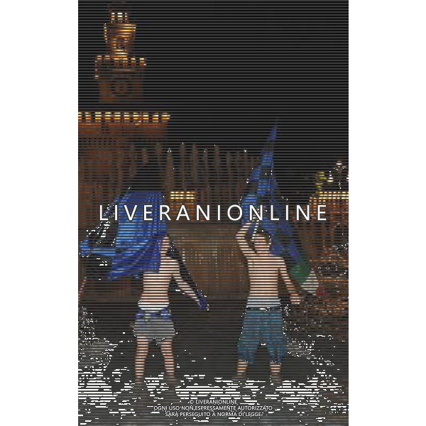 MILANO 22/5/2010 TIFOSI DELL\' INTER FESTEGGIANO IN PIAZZA CASTELLO FOTO ROMANO/AG ALDO LIVERANI