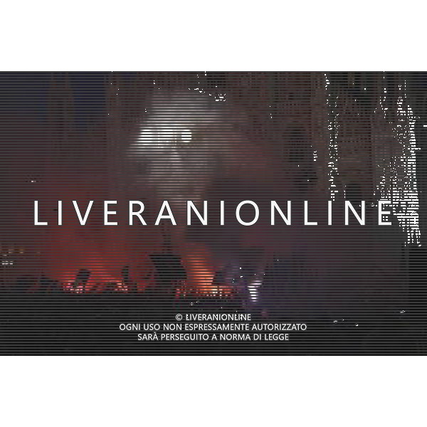 FESTEGGIAMENTI PER LA VITTORIA IN CHAMPIONS LEAGUE DELL\' INTER CALCIO A MADRID CONTRO IL BAYERN MONACO MILANO - PIAZZA DUOMO foto Antonio Sorano - Ag. Aldo Liverani sas