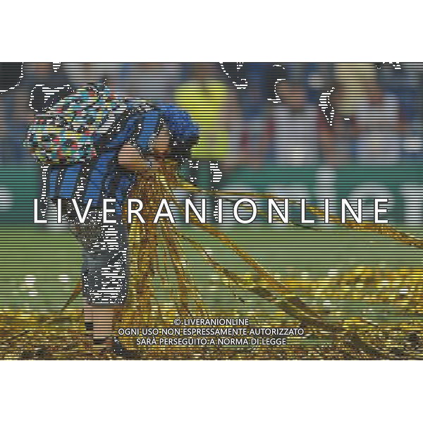 Champions League 2009/2010 Finale Madrid (Santiago Bernabeu) - 22.05.2010 FC Bayern Monaco- FC Inter Nella Foto:FIGLI DEI GIOCATORI GIOCANO IN MEZZO AL CAMPO /Ph.Vitez-Ag. Aldo Liverani