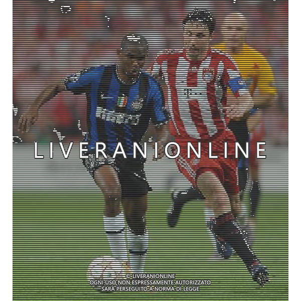 Champions League 2009/2010 Finale Madrid (Santiago Bernabeu) - 22.05.2010 FC Bayern Monaco- FC Inter Nella Foto:ETO\'O SAMUEL-VAN BOMMEL /Ph.Vitez-Ag. Aldo Liverani
