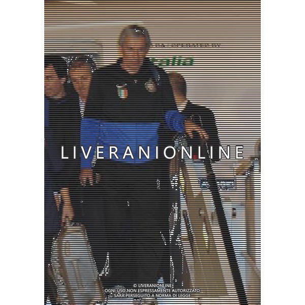 AEROPORTO DI MALPENSA TERMINAL 2 (VA) 23/05/2010 IL RIENTRO DA MADRID DEI GIOCATORI DELLA SQUADRA DELL\' INTER DOPO LA CONQUISTA DELLA COPPA DELLA CHAMPIONS LEAGUE NELLA FOTO GIUSEPPE BARESI ©ROMANO/AGENZIA ALDO LIVERANI SAS