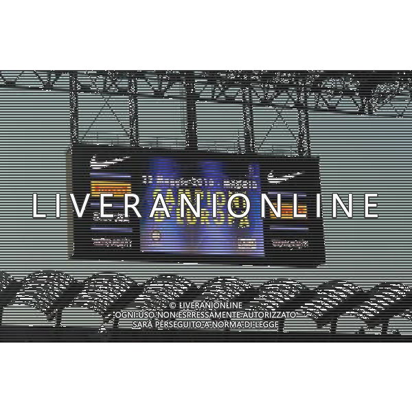 MILANO STADIO MEAZZA SI SANSIRO 23/05/2010 FESTEGGIAMENTI DEI GIOCATORI DELL\' INTER CON I TIFOSI PER LA CONQUISTA DELLA COPPA DELLA CHAMPIONS LEAGUE DOPO IL RIENTRO DA MADRID NELLA FOTO IL TABELLONE LUMINOSO ©ROMANO/AGENZIA ALDO LIVERANI SAS