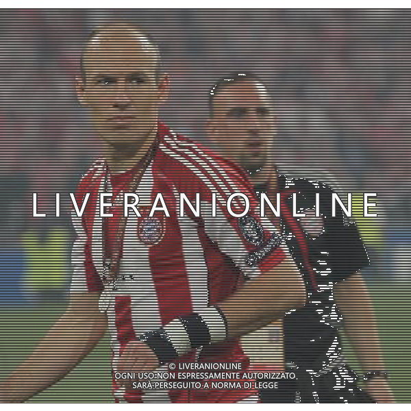 firo CALCIO SPORT Fu§ball Fussball 22.05.2010 Champions League Finale BAYERN MONACO INTER FC Bayern MŸnchen - Inter Mailand, 0:2 Champions League Sieger Inter Mailand nella foto Arjen Robben - Franck Ribery ph:firosportfoto/ALDO LIVERANI ITALY ONLY
