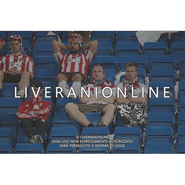 firo CALCIO SPORT Fu§ball Fussball 22.05.2010 Champions League Finale BAYERN MONACO INTER FC Bayern MŸnchen - Inter Mailand, 0:2 Champions League Sieger Inter Mailand nella foto delusione tifo bayern monaco ph:firosportfoto/ALDO LIVERANI ITALY ONLY