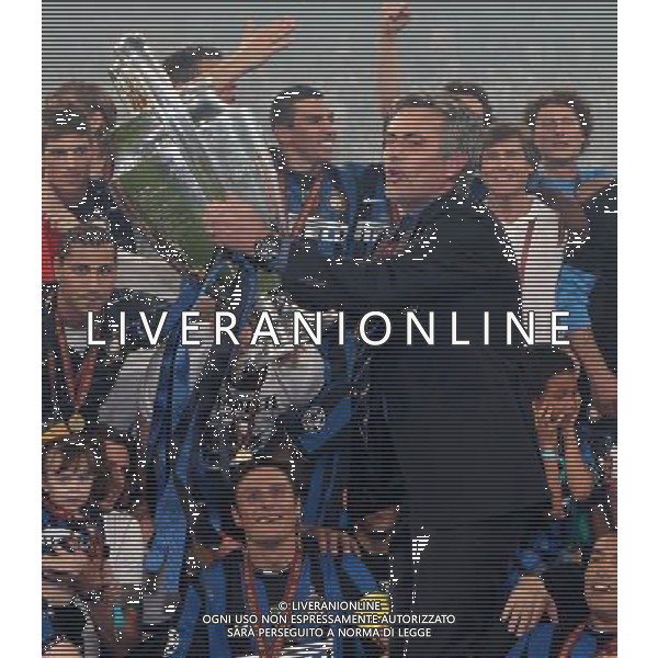 firo CALCIO SPORT Fu§ball Fussball 22.05.2010 Champions League Finale BAYERN MONACO INTER FC Bayern MŸnchen - Inter Mailand, 0:2 Champions League Sieger Inter Mailand nella foto Jose\' Mourinho ph:firosportfoto/ALDO LIVERANI ITALY ONLY