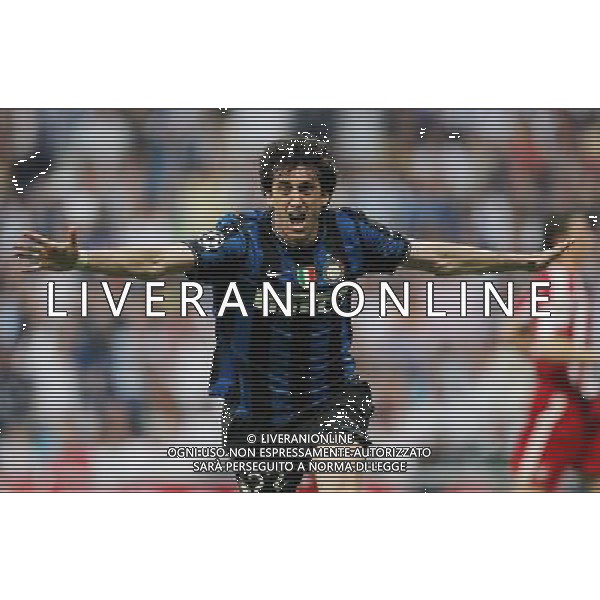 firo CALCIO SPORT Fu§ball Fussball 22.05.2010 Champions League Finale BAYERN MONACO INTER FC Bayern MŸnchen - Inter Mailand, 0:2 Champions League Sieger Inter Mailand nella foto l\'esultanza di Diego MIlito dopo il gol ph:firosportfoto/ALDO LIVERANI ITALY ONLY