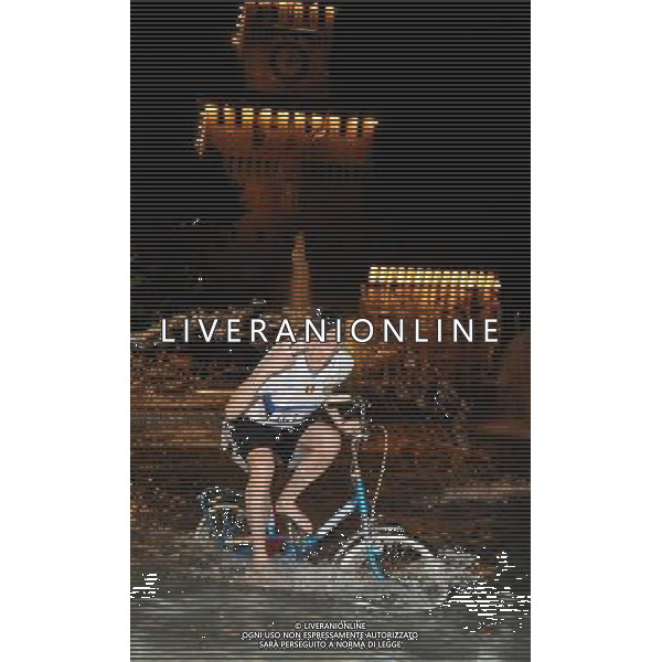 MILANO 22/5/2010 TIFOSI DELL\' INTER FESTEGGIANO IN PIAZZA CASTELLO FOTO ROMANO/AG ALDO LIVERANI