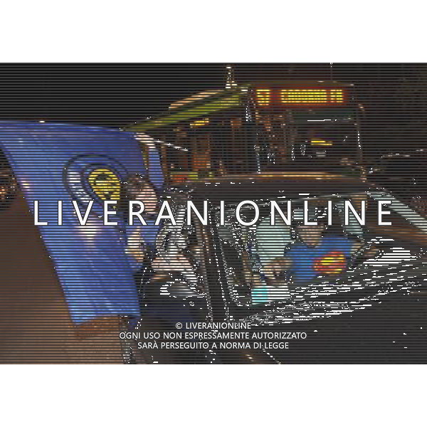 MILANO 22/5/2010 TIFOSI DELL\' INTER FESTEGGIANO IN PIAZZA CASTELLO FOTO ROMANO/AG ALDO LIVERANI