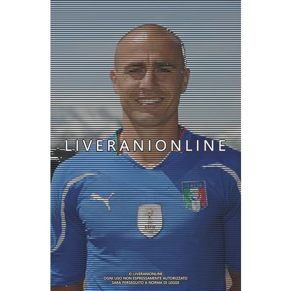 SESTRIERE ( TO) PRIMI PIANI NAZIONALE ITALIANA CALCIO. MONDIALI SUD AFRICA 2010 COPPA DEL MONDO NELLA FOTO: FABIO CANNAVARO © UFFICIO STAMPA FIGC - AG. ALDO LIVERANI SAS