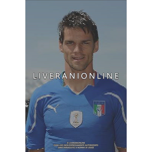 SESTRIERE ( TO) PRIMI PIANI NAZIONALE ITALIANA CALCIO. MONDIALI SUD AFRICA 2010 COPPA DEL MONDO NELLA FOTO: CHRISTIAN MAGGIO © UFFICIO STAMPA FIGC - AG. ALDO LIVERANI SAS