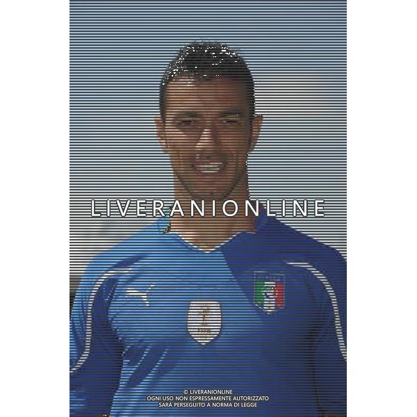 SESTRIERE ( TO) PRIMI PIANI NAZIONALE ITALIANA CALCIO. MONDIALI SUD AFRICA 2010 COPPA DEL MONDO NELLA FOTO: FABIO QUAGLIARELLA © UFFICIO STAMPA FIGC - AG. ALDO LIVERANI SAS