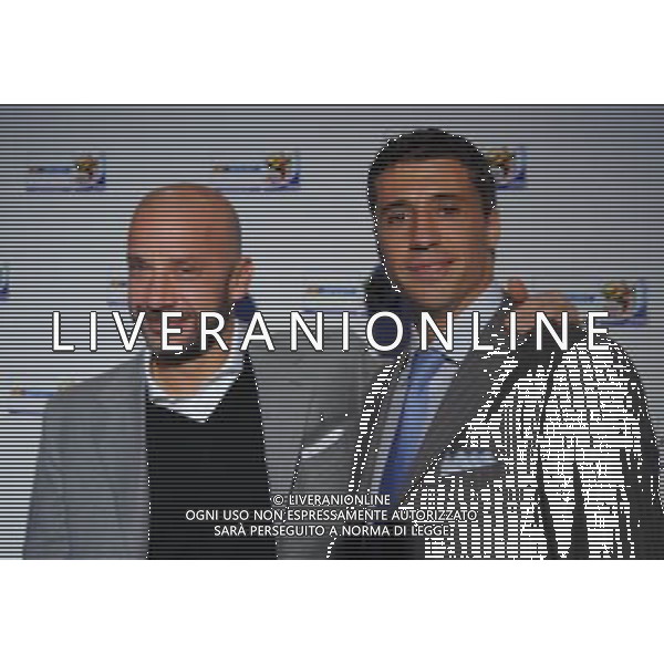 MILANO 27/5/2010 VIALE MONTENEGRO, 55 SKY PRESENTA LA SUA SQUADRA TELEVISIVA PER I MONDIALI DEL SUD AFRICA 2010 NELLA FOTO GIANLUCA VIALLI ED HERNAN CRESPO FOTO ROMANO/AG ALDO LIVERANI