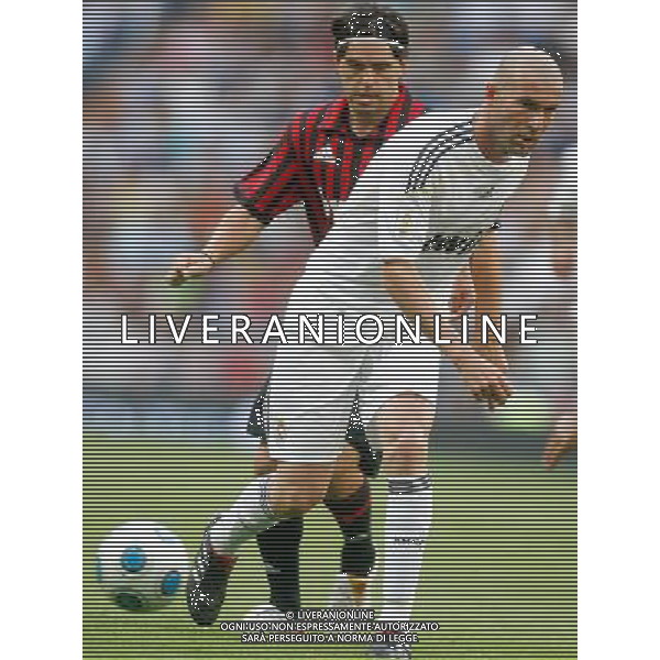 Real Madrid\'s Zinedine Zidane during corazon classic friendly veterans match. May 30, 2010. Photo: Alvaro / Alter / ALFAQUI ©AG . ALDO LIVERANI SAS ONLY ITALY