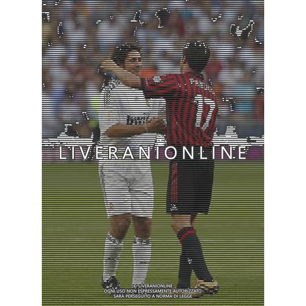 Madrid (30/05/10).- Estadio Santiago Bernabeu. Corazon Classic Match 2010 Real Madrid Veteranos 4- Milan Glorie 3 Victor Sanchez y Cristian Panucci. Photo: Alex Cid-Fuentes/ ALFAQUI ©AG . ALDO LIVERANI SAS ONLY ITALY