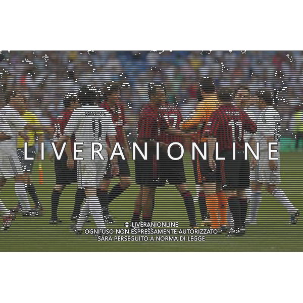 Madrid (30/05/10).- Estadio Santiago Bernabeu. Corazon Classic Match 2010 Real Madrid Veteranos 4- Milan Glorie 3 Photo: Alex Cid-Fuentes/ ALFAQUI ©AG . ALDO LIVERANI SAS ONLY ITALY