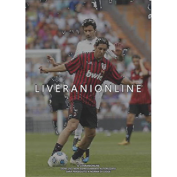 Madrid (30/05/10).- Estadio Santiago Bernabeu. Corazon Classic Match 2010 Real Madrid Veteranos 4- Milan Glorie 3 Rui Costa y Luis Figo. Photo: Alex Cid-Fuentes/ ALFAQUI ©AG . ALDO LIVERANI SAS ONLY ITALY
