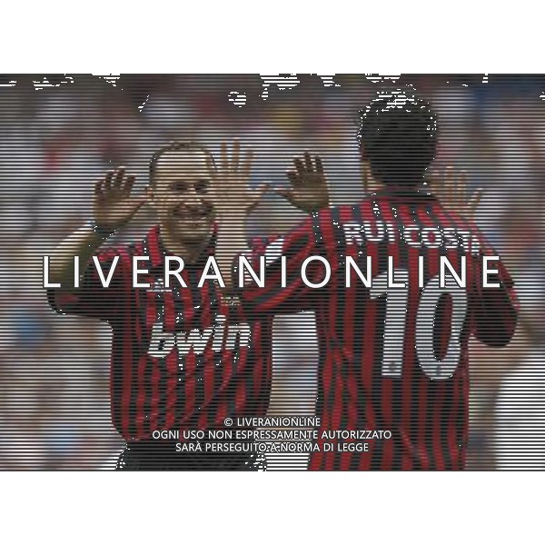 Madrid (30/05/10).- Estadio Santiago Bernabeu. Corazon Classic Match 2010 Real Madrid Veteranos 4- Milan Glorie 3 Jean Pierre Papin y Rui Costa. Photo: Alex Cid-Fuentes/ ALFAQUI ©AG . ALDO LIVERANI SAS ONLY ITALY